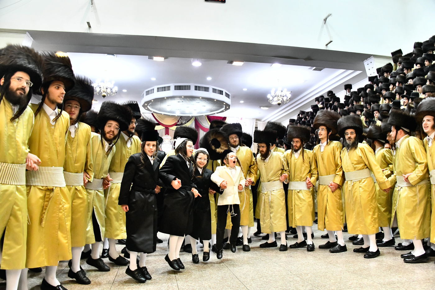 שמחת בית תולדות אהרן - מאקאווא