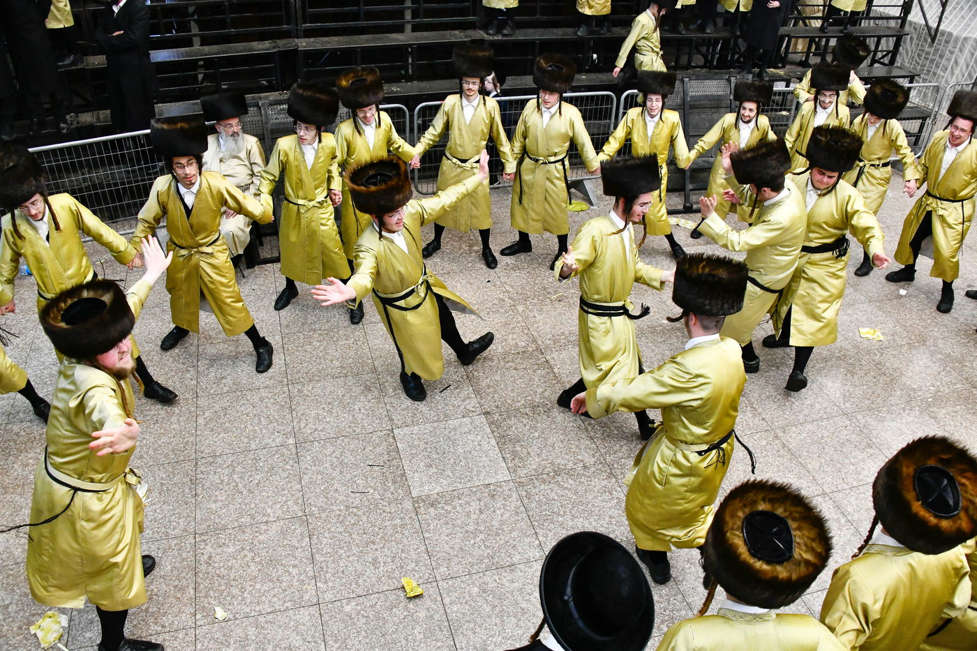 שמחת בית תולדות אהרן - מאקאווא