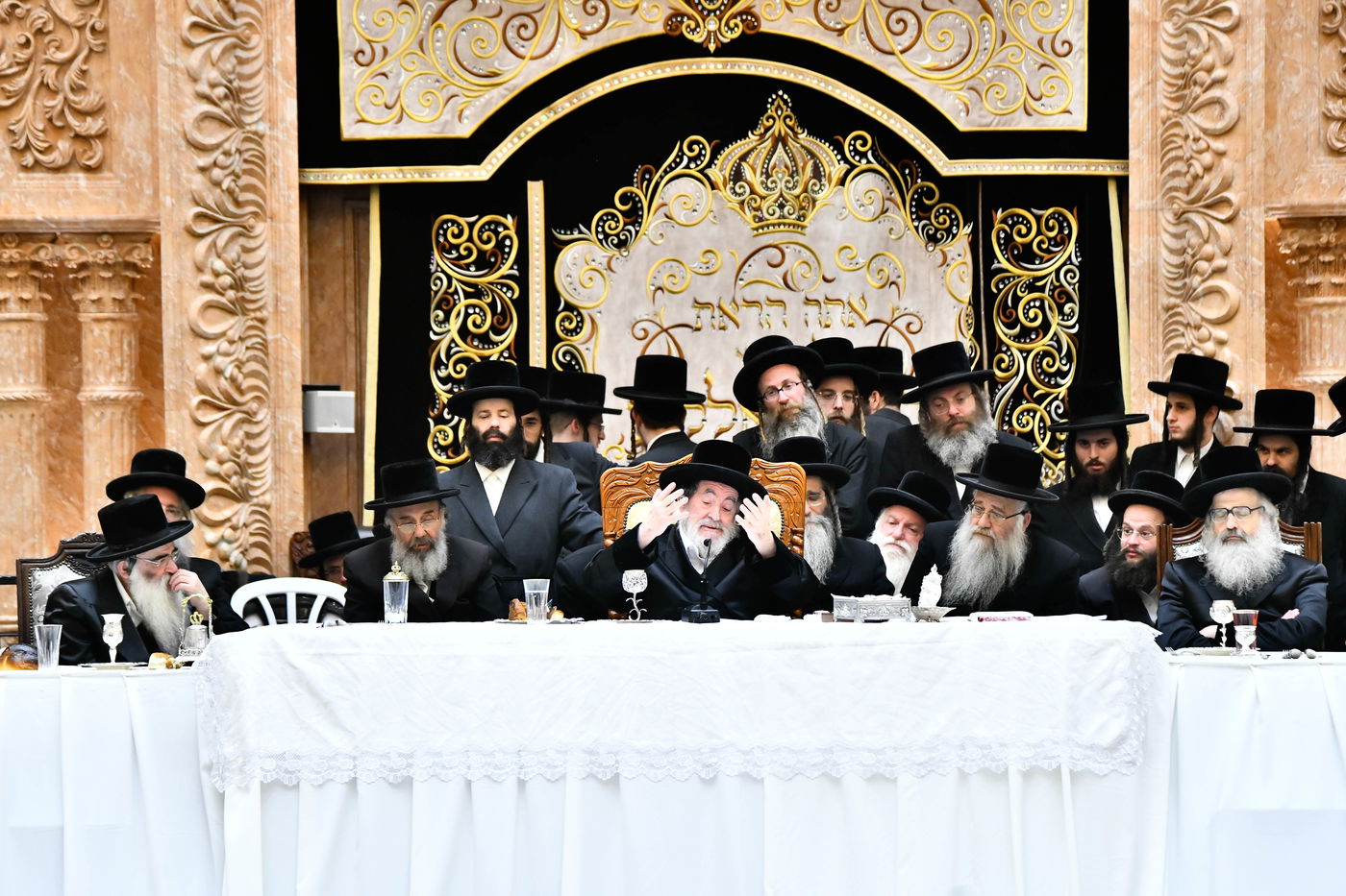 הילולא קדישא בויז'ניץ