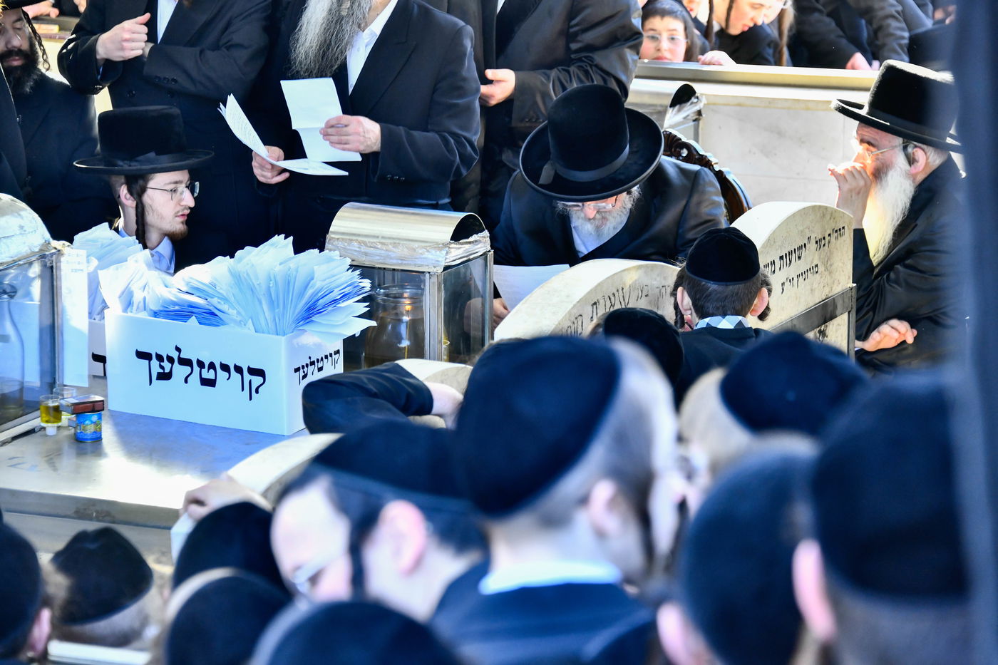 הילולא קדישא בויז'ניץ