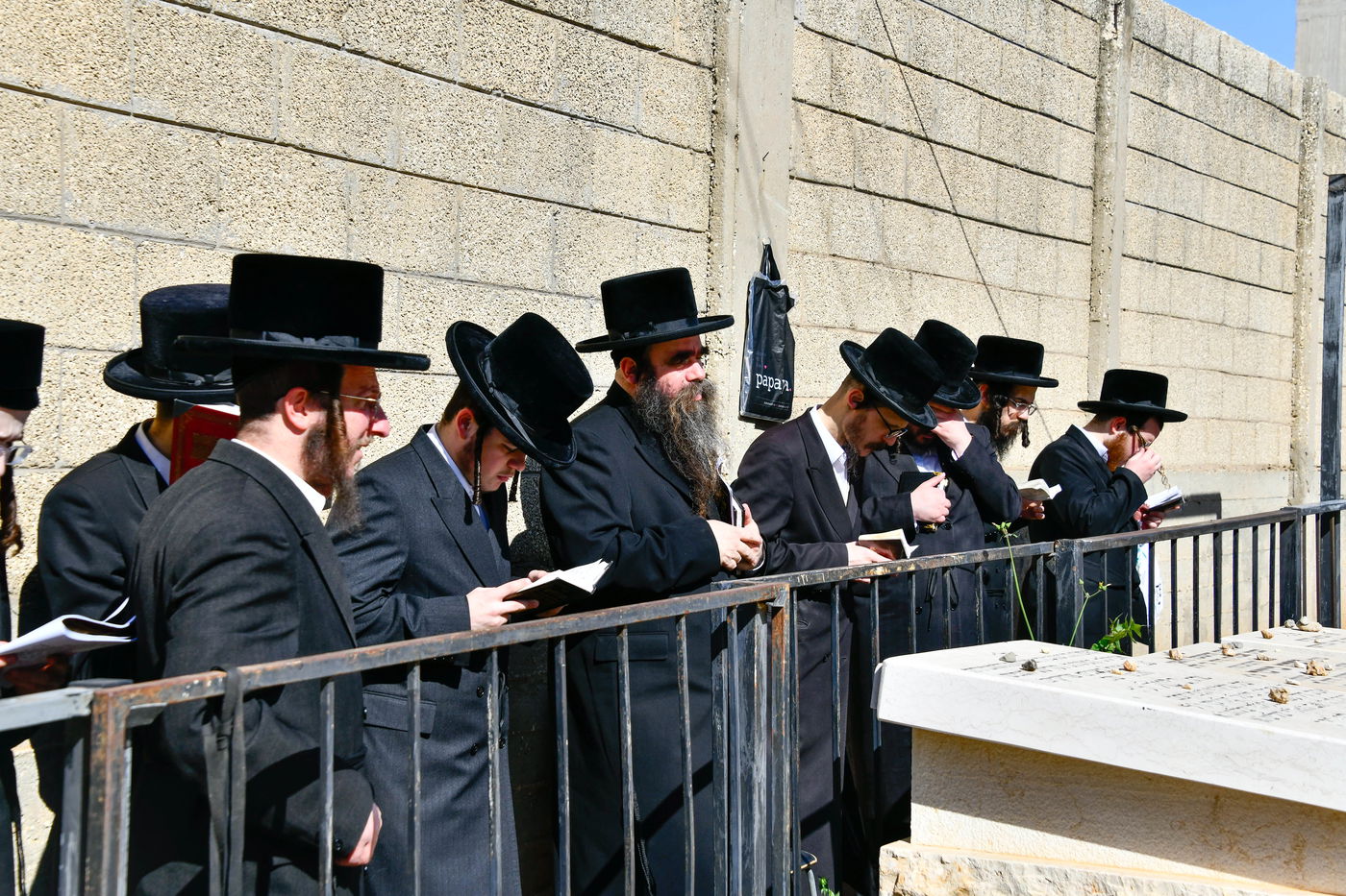 הילולא קדישא בויז'ניץ