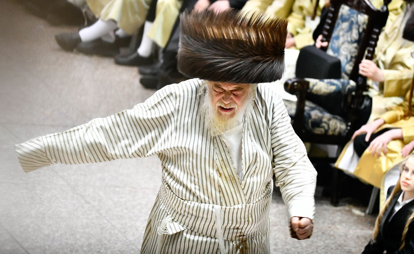 שמחת בית תולדות אהרן - טשערנוביץ - מאקאווא