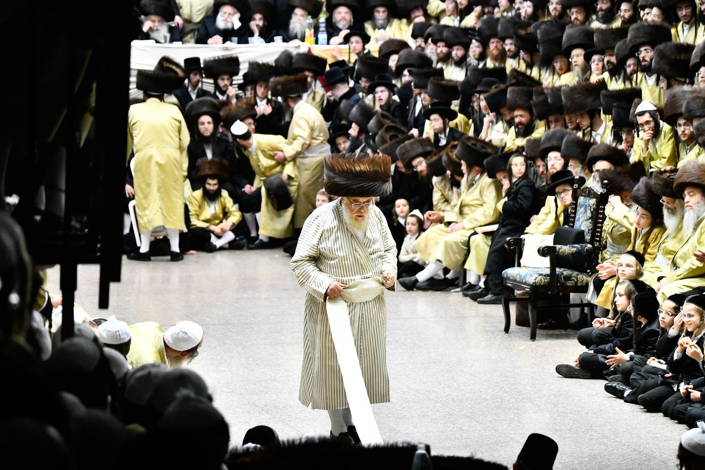 שמחת בית תולדות אהרן - טשערנוביץ - מאקאווא