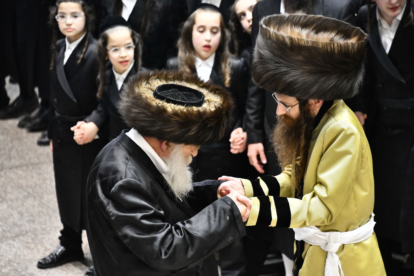 שמחת בית תולדות אהרן - טשערנוביץ - מאקאווא