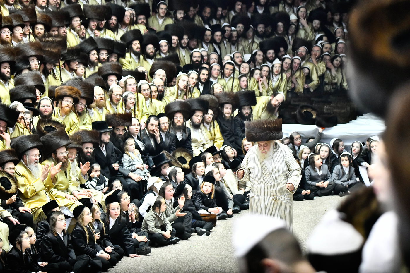 שמחת בית תולדות אהרן - טשערנוביץ - מאקאווא