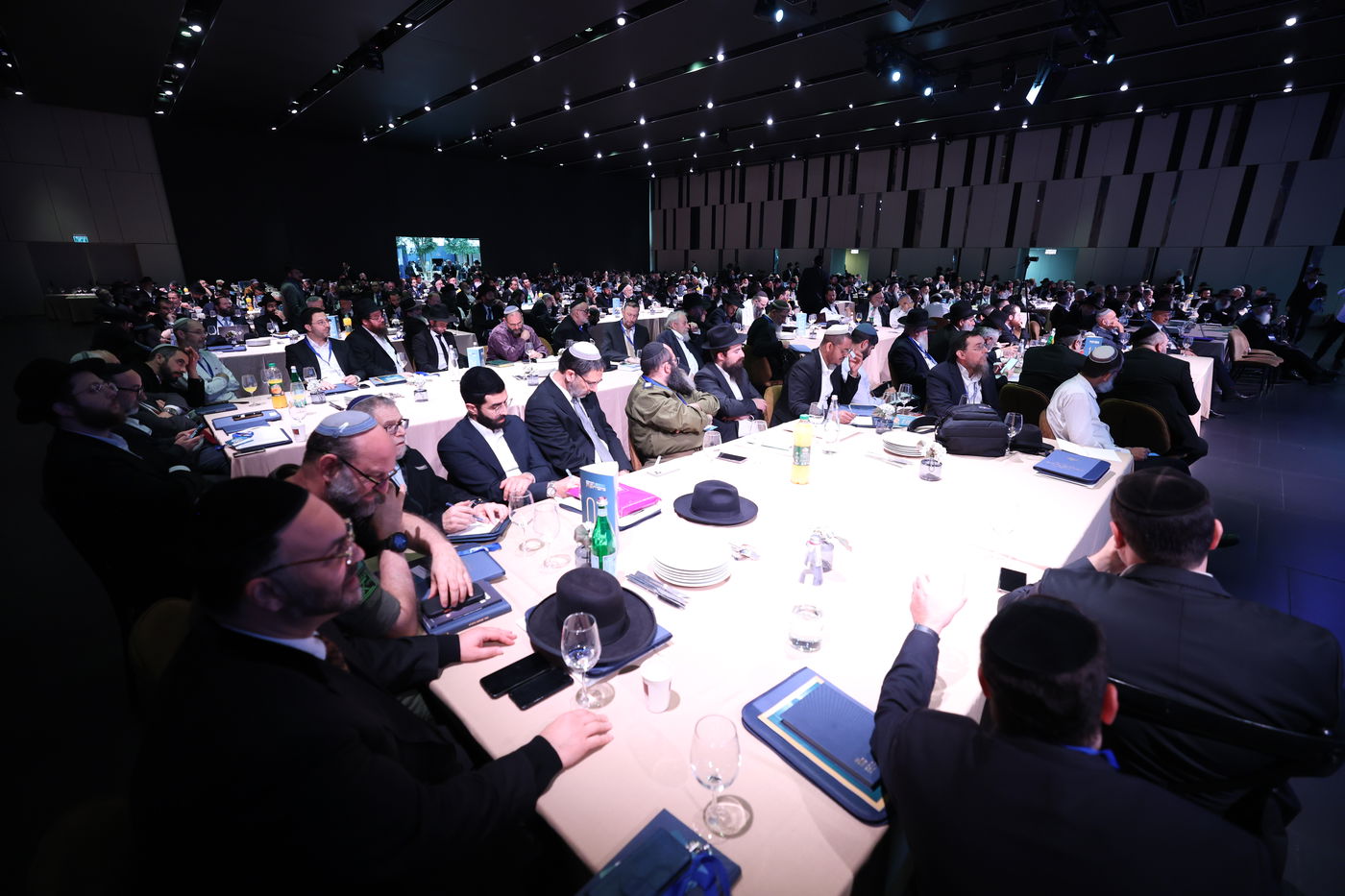 רבנים עורכי חופות בכנס מטעם ארגון 'תכלת' 