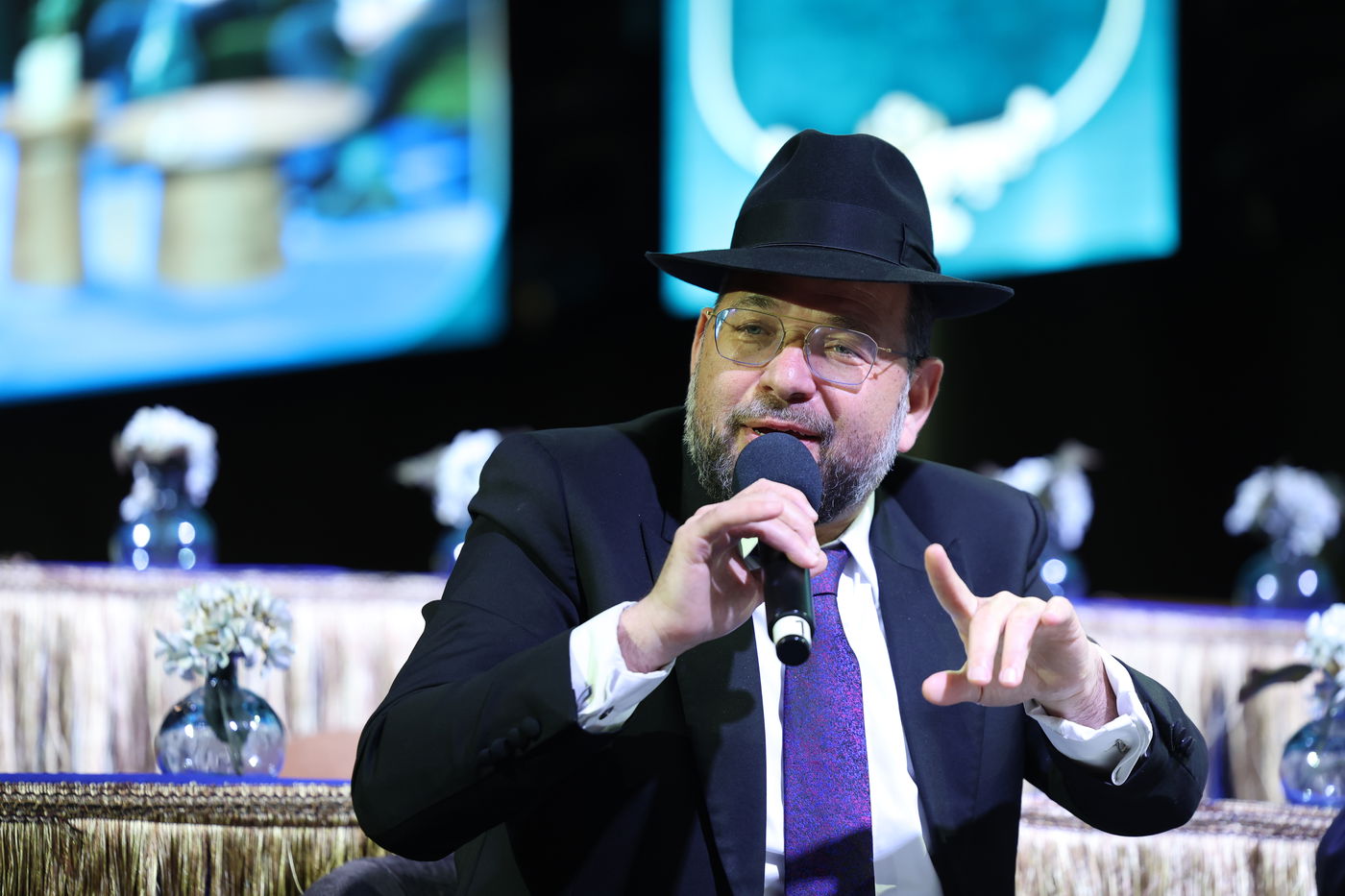 רבנים עורכי חופות בכנס מטעם ארגון 'תכלת' 