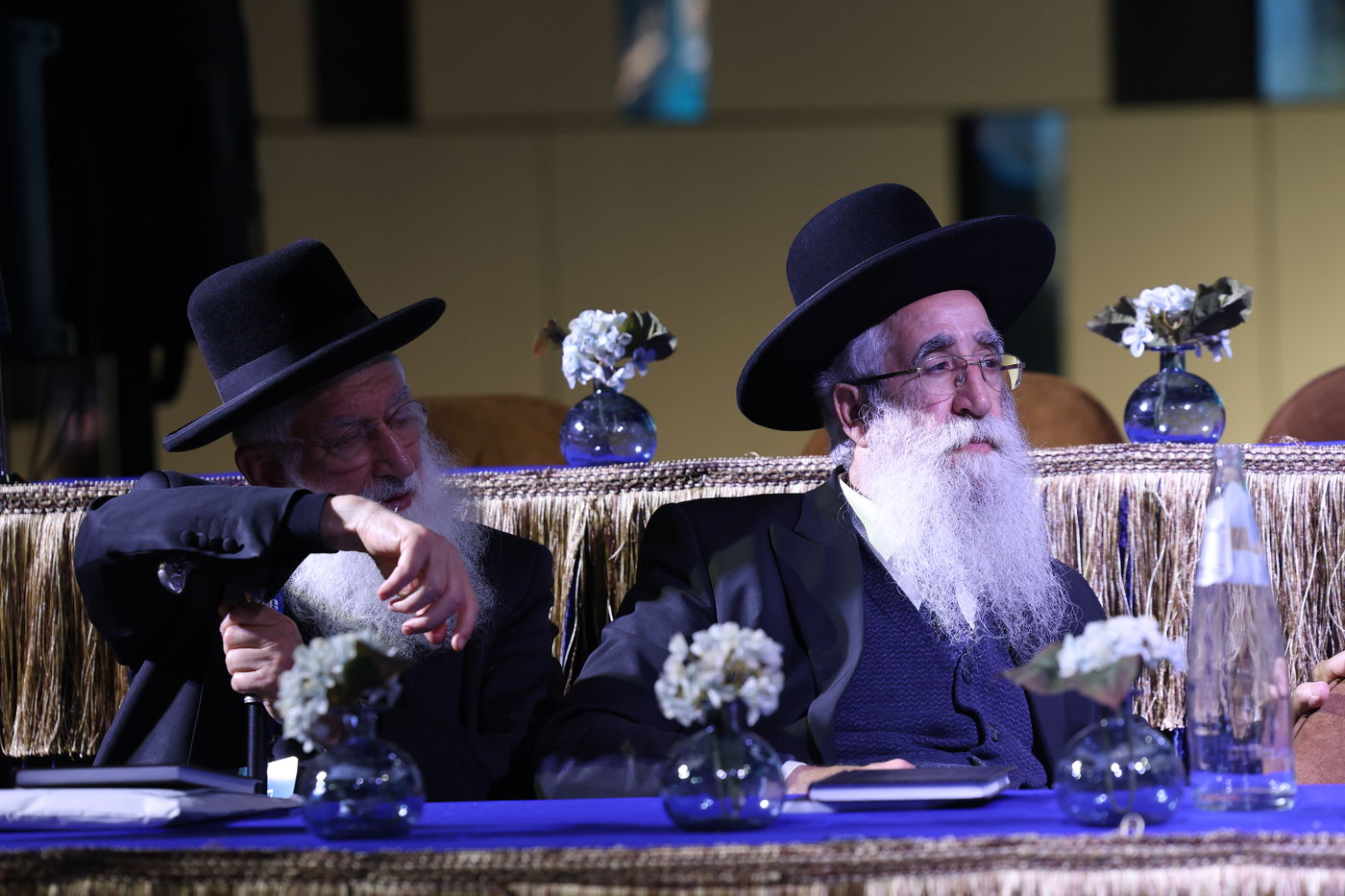 רבנים עורכי חופות בכנס מטעם ארגון 'תכלת' 