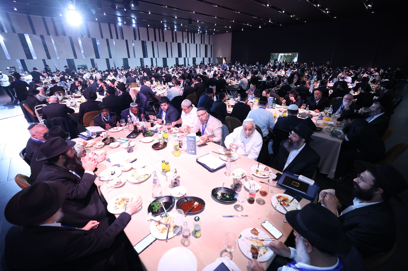 רבנים עורכי חופות בכנס מטעם ארגון 'תכלת' 