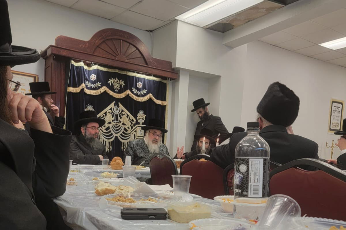 האדמו"ר מויז'ניץ מונטריאול בהילולת דודו זי"ע