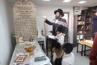 חלאקה לבן אב"ד מאקאווא אלעד