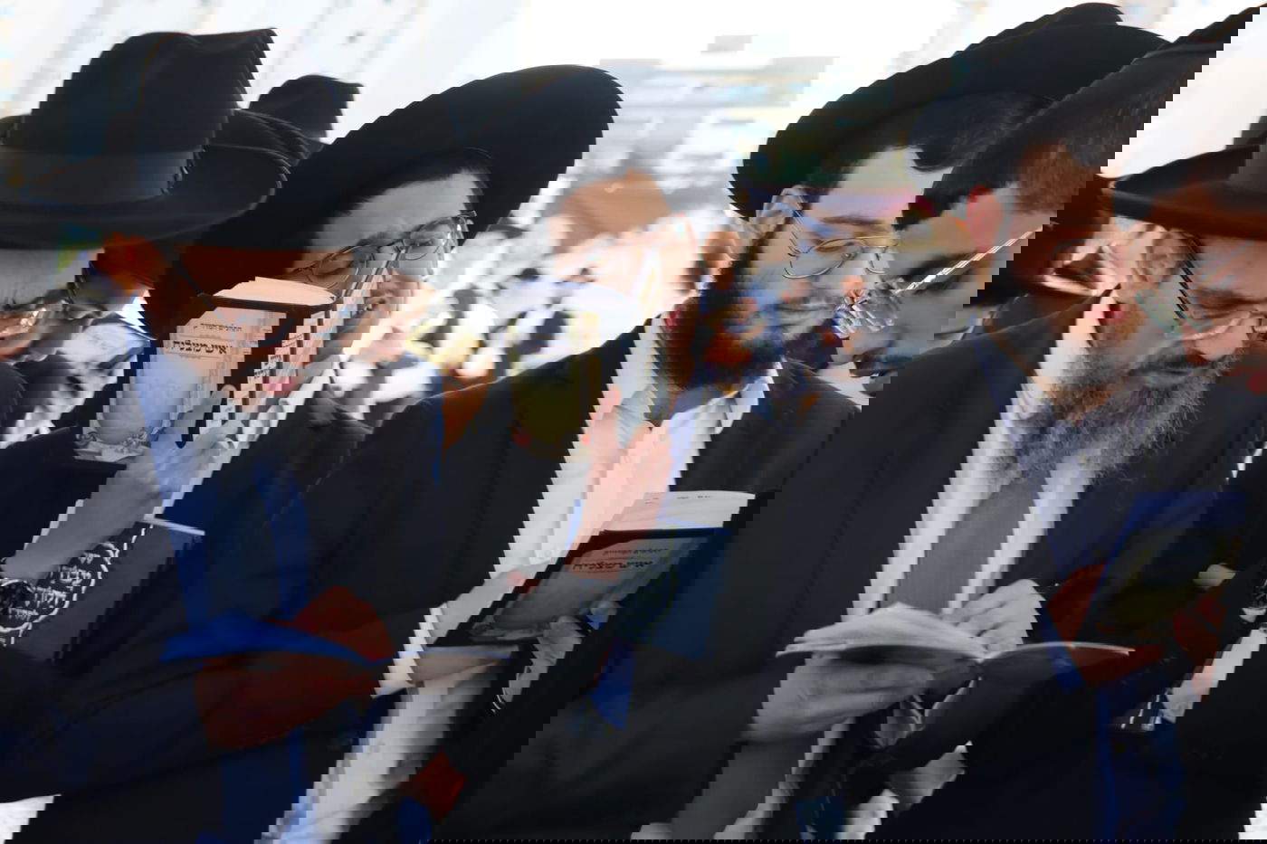 י"א חודש להגר"מ מאזוז זצ"ל 