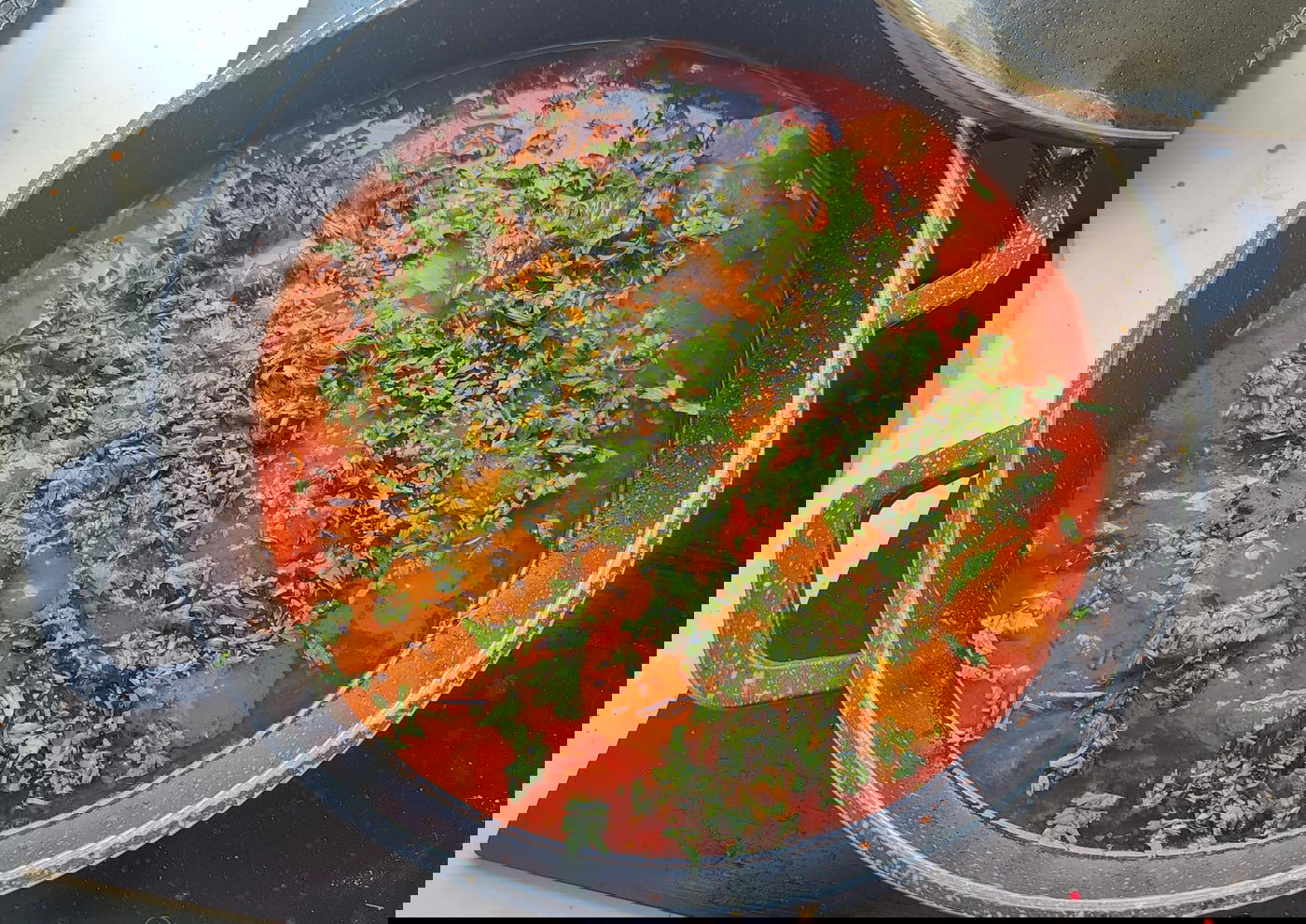 לסיום, פטרוזיליה מלמעלה