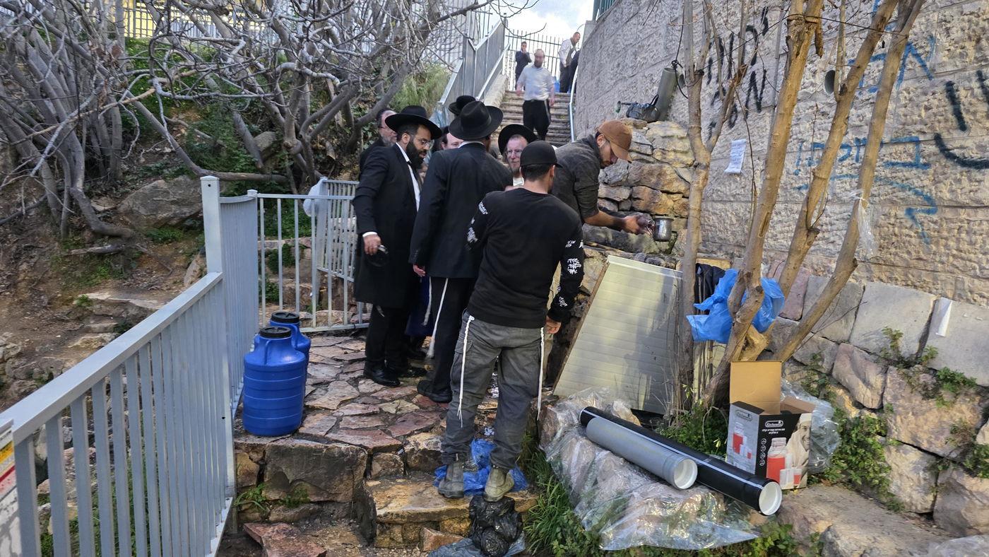 הרה"ג ר' שלום מאיר סיאני בשאיבת מים שלנו