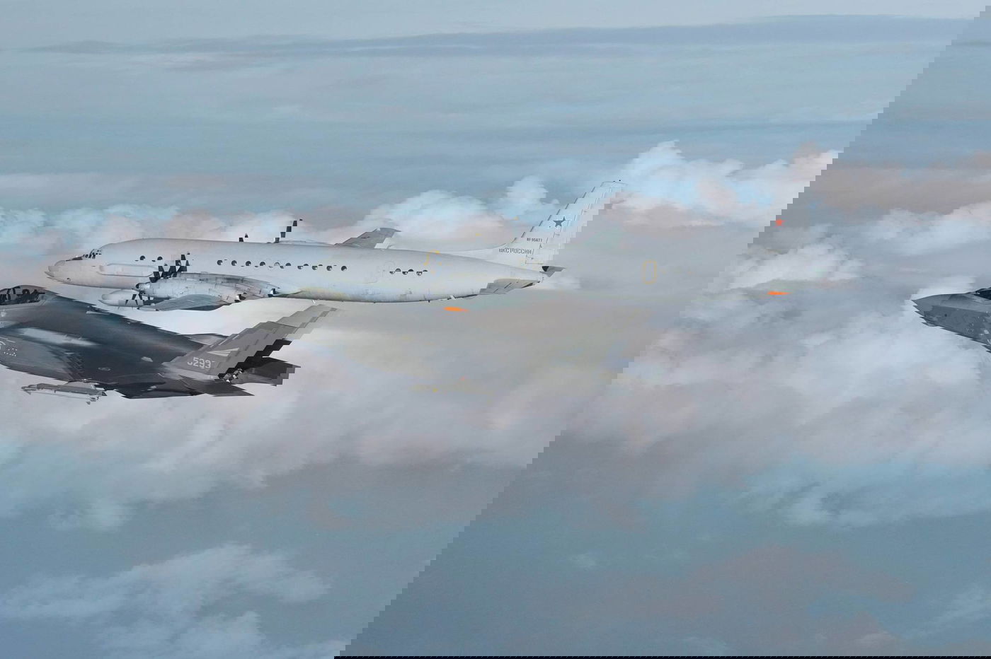 מטוס נורבגי מאיים על מטוס צבאי רוסי