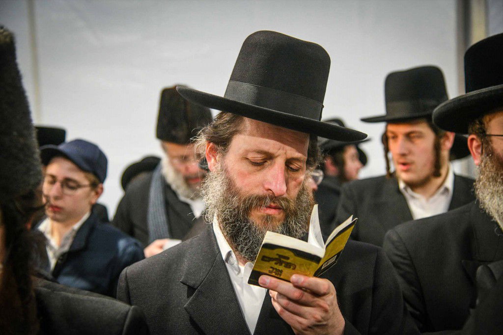 מראות ההילולא קדישא בליזענסק - אדר תשפ"ו