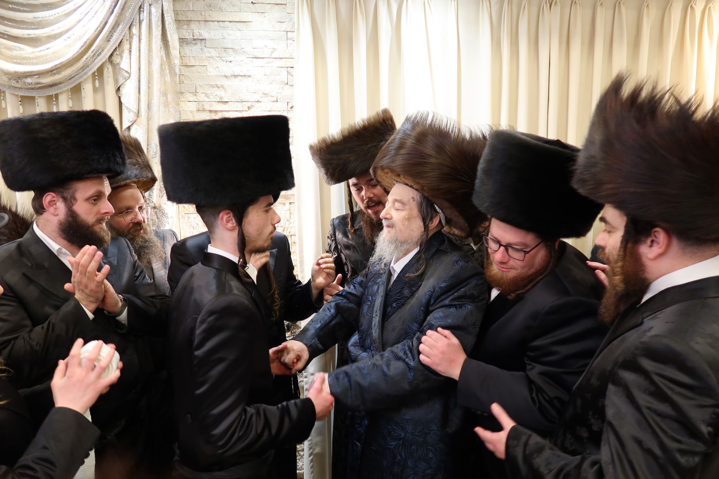 שמחת נישואי נין הגה"צ רבי יעקב מאיר שכטר
