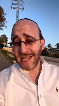 הזמר פיני אינהורן במסר למעריצים