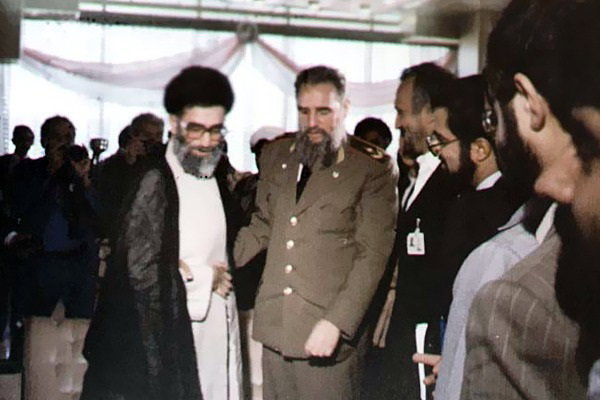 הנשיא עלי חמינאי בפסגה השמינית של התנועה הבלתי מזדהה