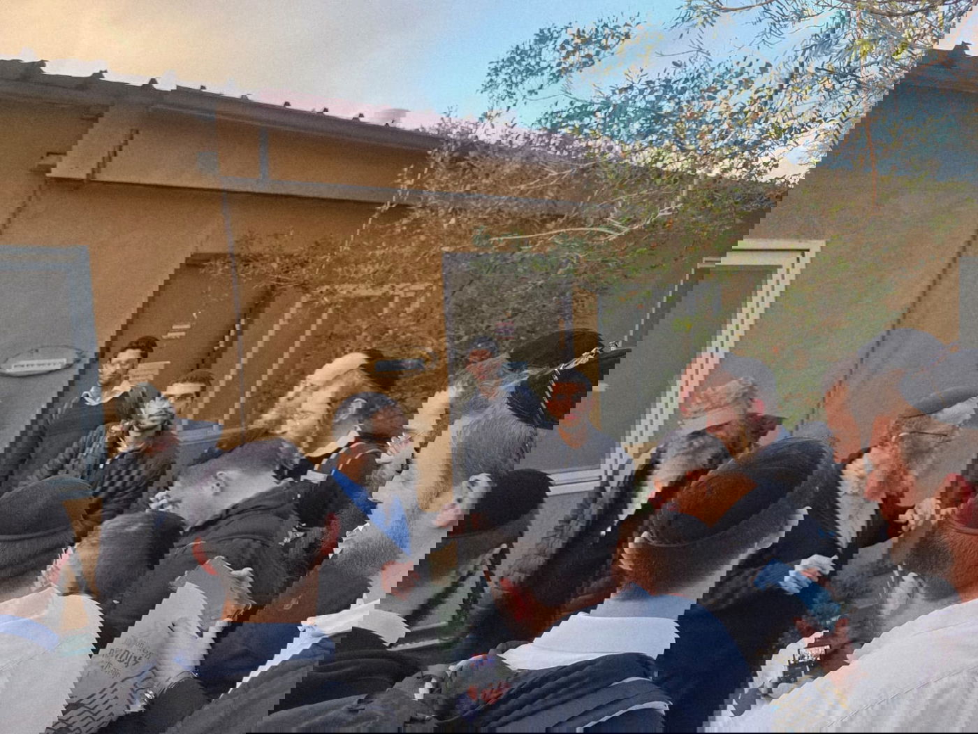 ברוך מרזל בשיחה על ההתישבות המודרנית בחברון (ברוך גר צמוד לשער עפרון החיטי)