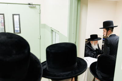 האדמו"ר מבאבוב בישיבת 'כרם שלמה'