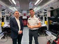 מנכ״ל משרד הפנים בביקור במטה מד"א