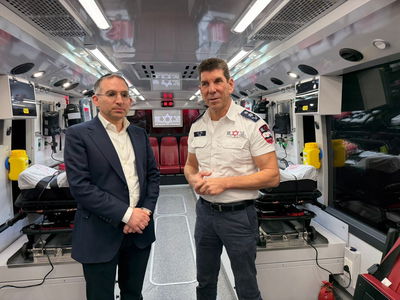 מנכ״ל משרד הפנים בביקור במטה מד"א