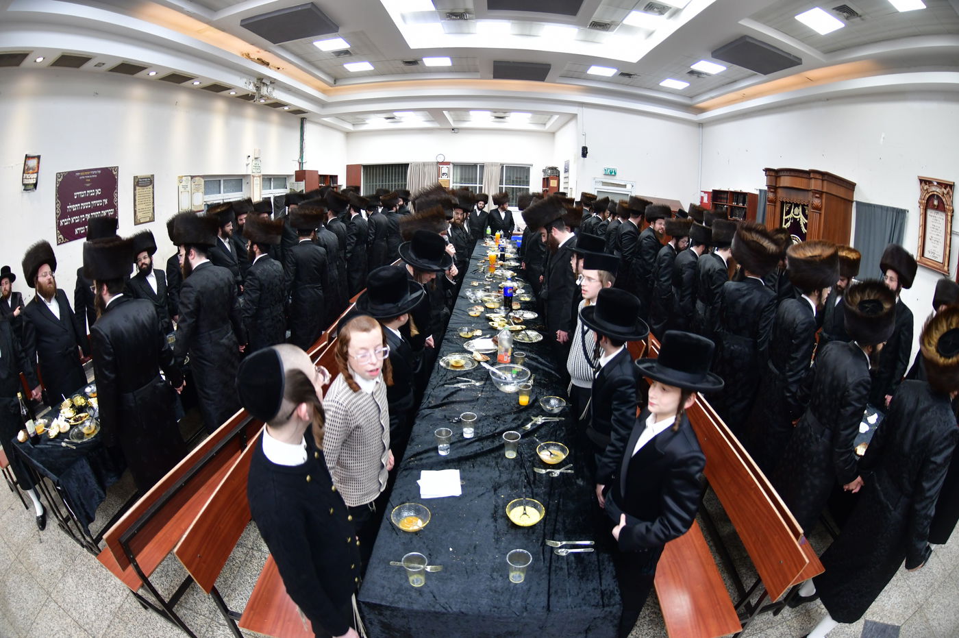 הגה"צ רבי חיים מאיר הגר בביקור באשדוד