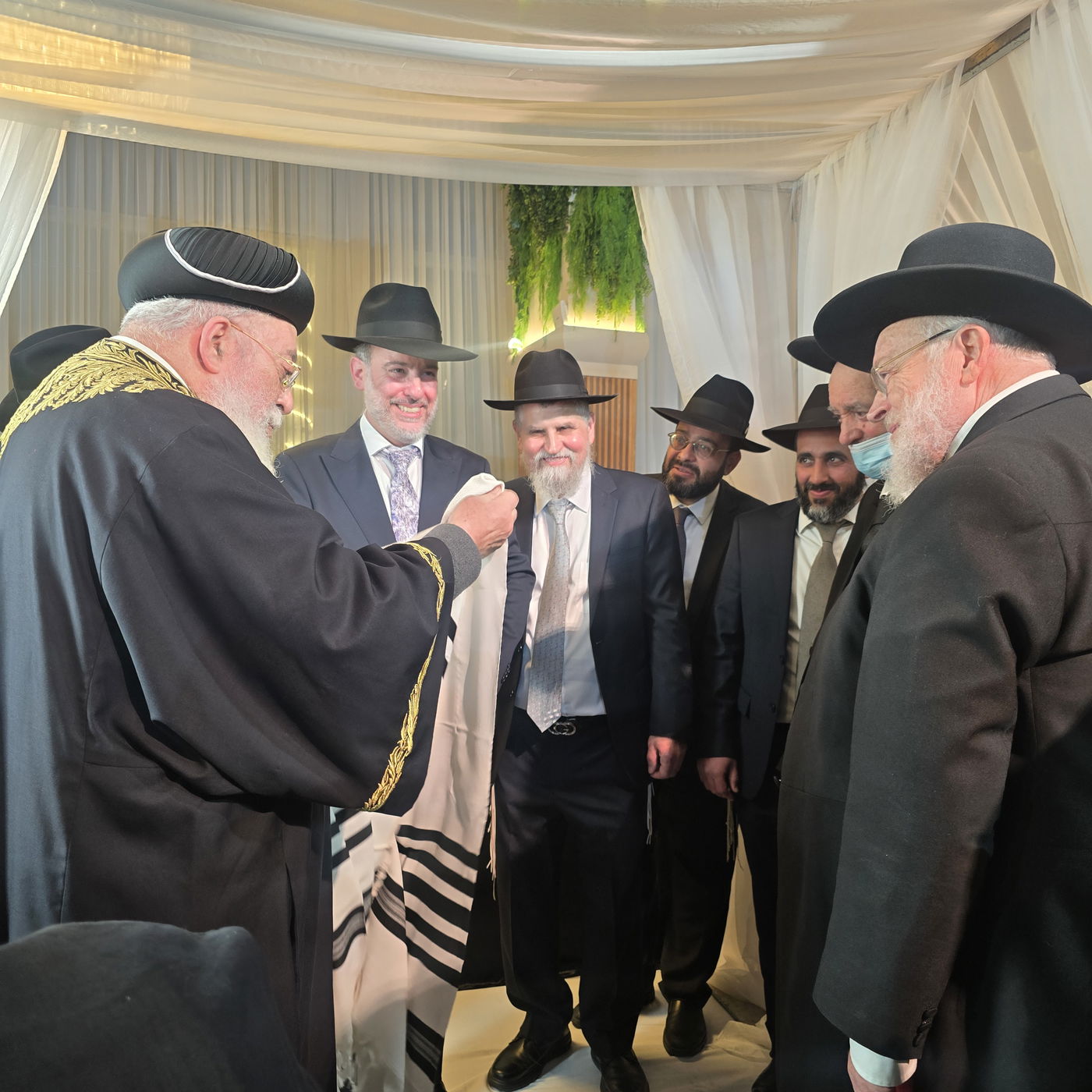 שמחת נישואי נכד הגאון רבי יצחק כהן