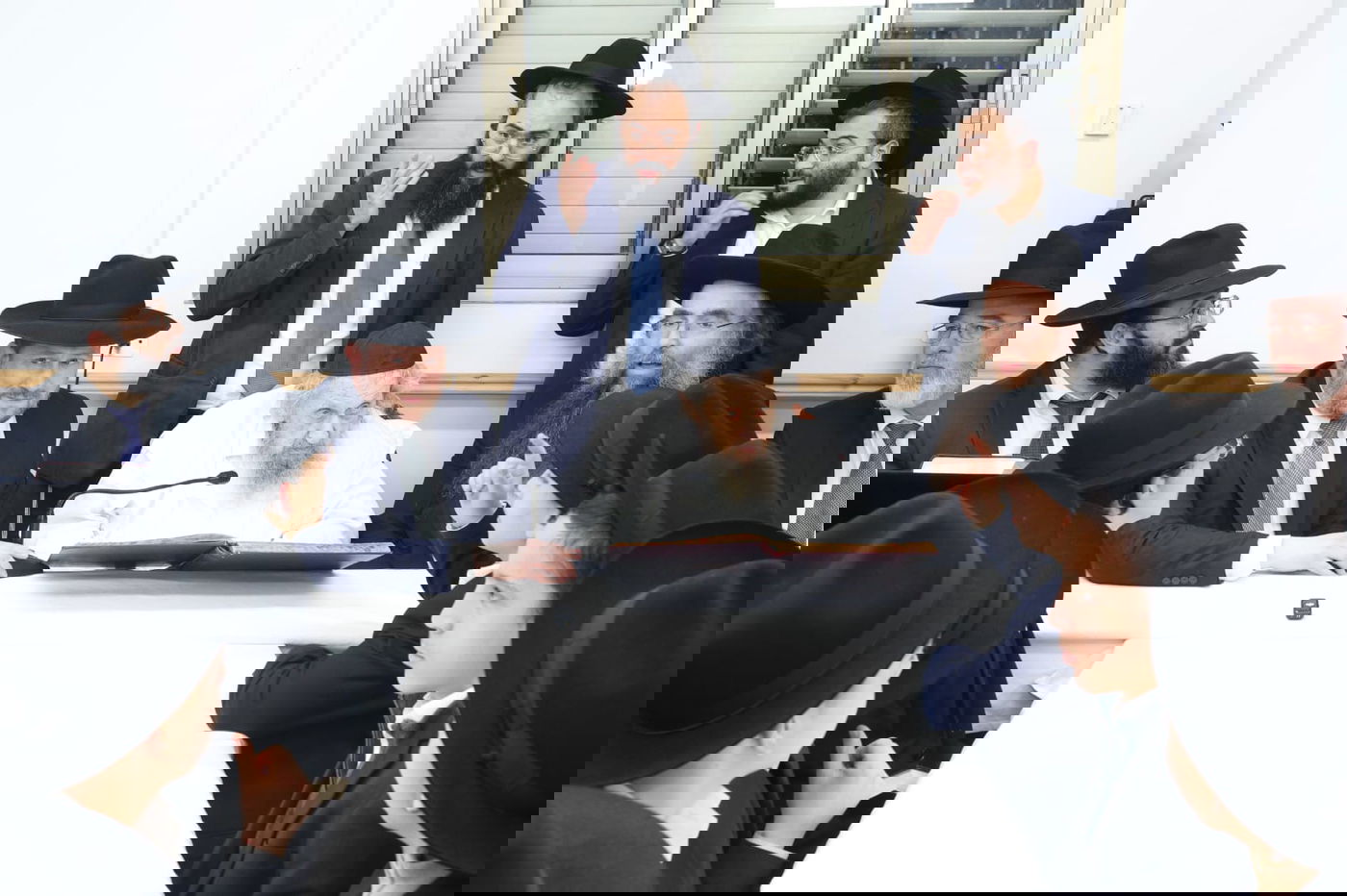 ילדי חניכי הישיבות אצל הגר"ד לנדו