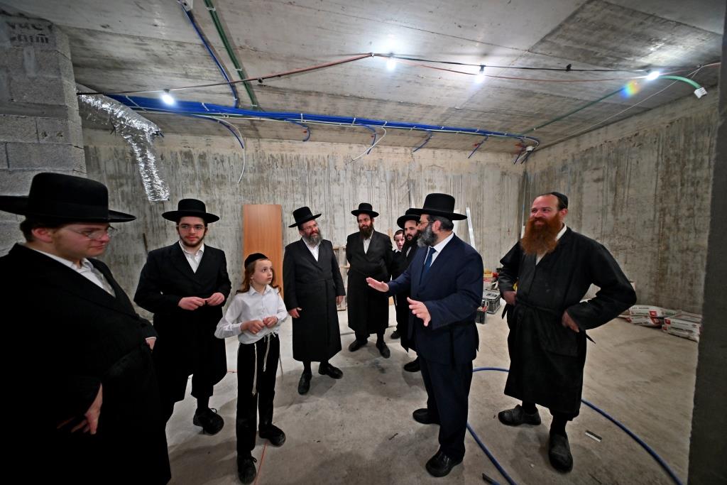 מעמד קריאת שם למקוה טהרה בבית החסידים גור באשדוד