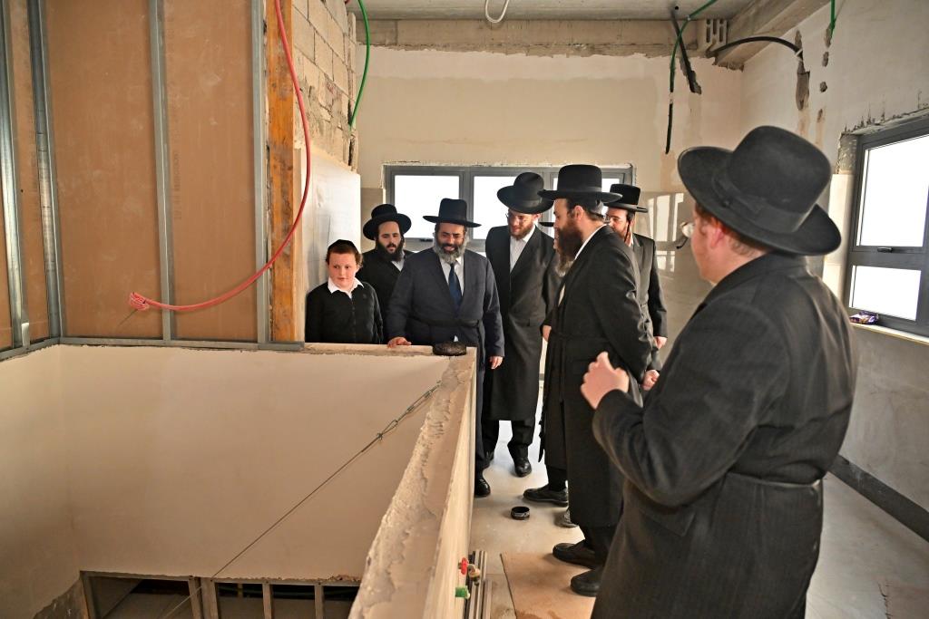 מעמד קריאת שם למקוה טהרה בבית החסידים גור באשדוד