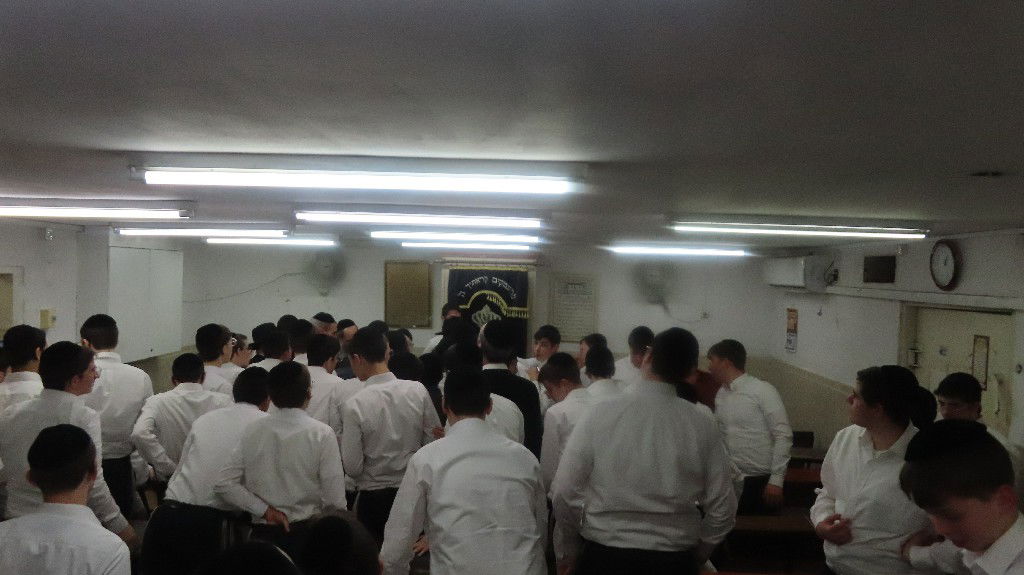 הגר"י זילברשטיין בשיחתו לתלמידי ישיבת 'דרכי שלמה'