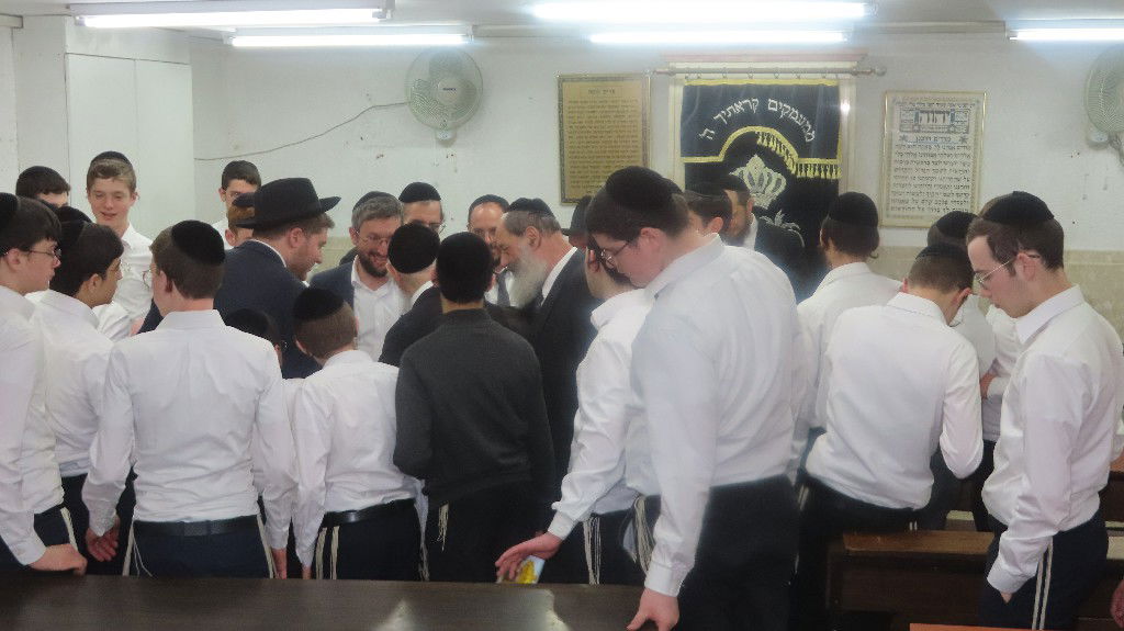 הגר"י זילברשטיין בשיחתו לתלמידי ישיבת 'דרכי שלמה'