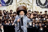 האדמו"ר מבאבוב 45