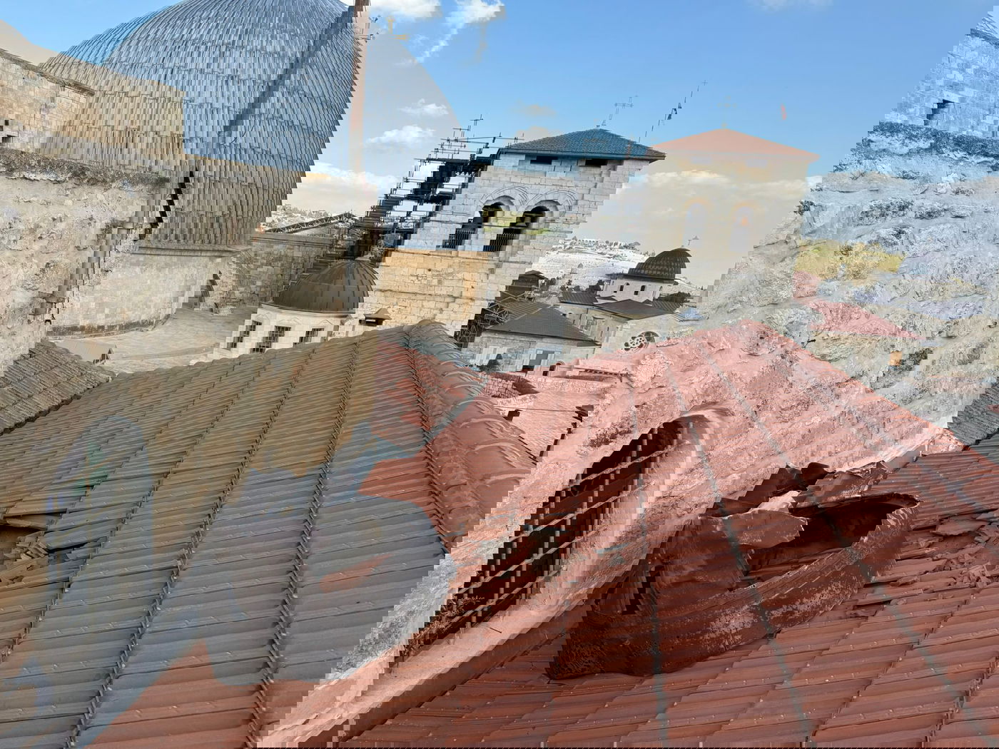 הפגיעה במקומות הקדושים