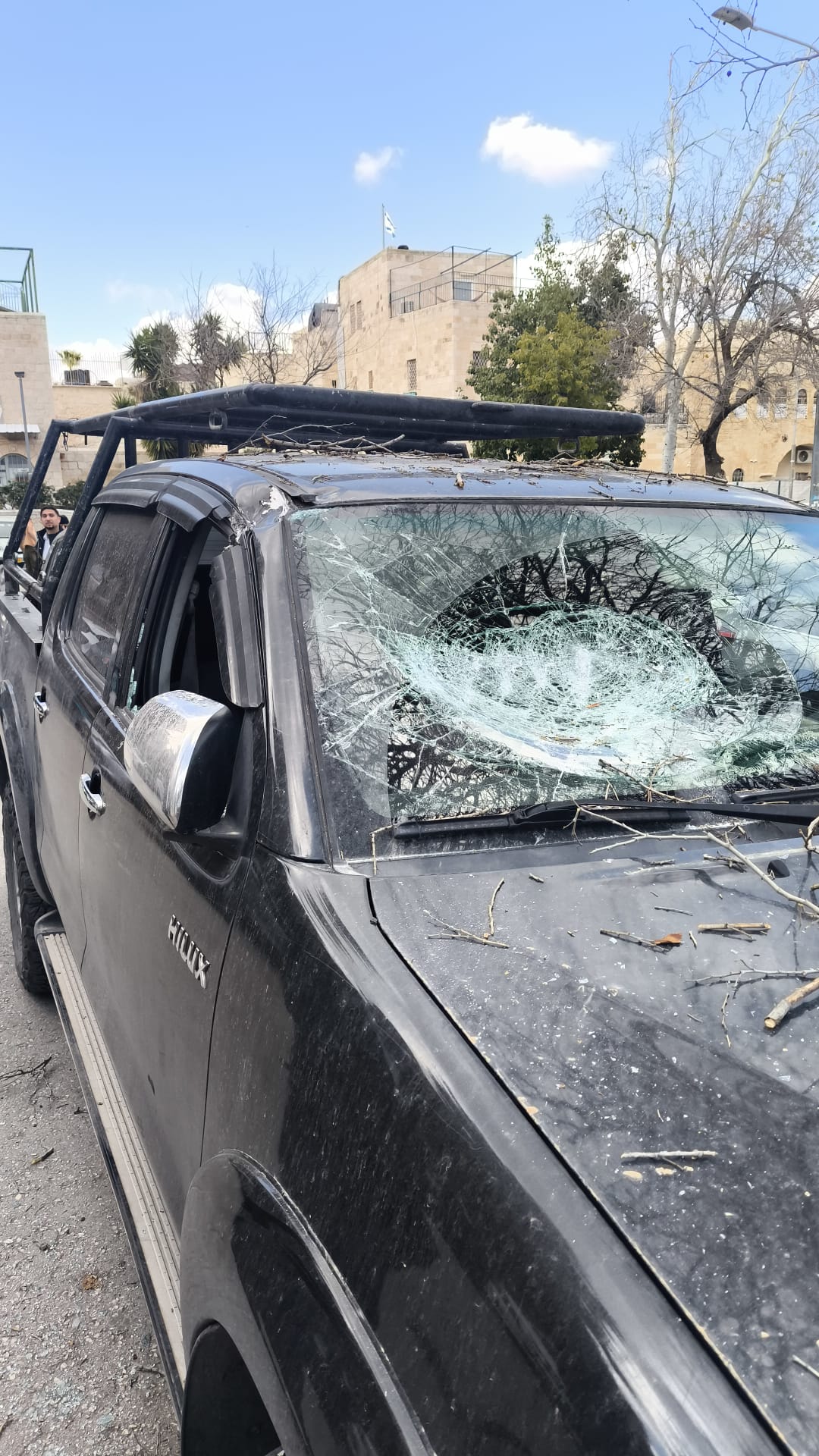 הפגיעה במקומות הקדושים