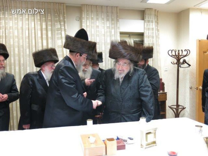 מהארכיון: האדמו"ר מבאיאן בביקור אצל האדמו"ר מבעלזא