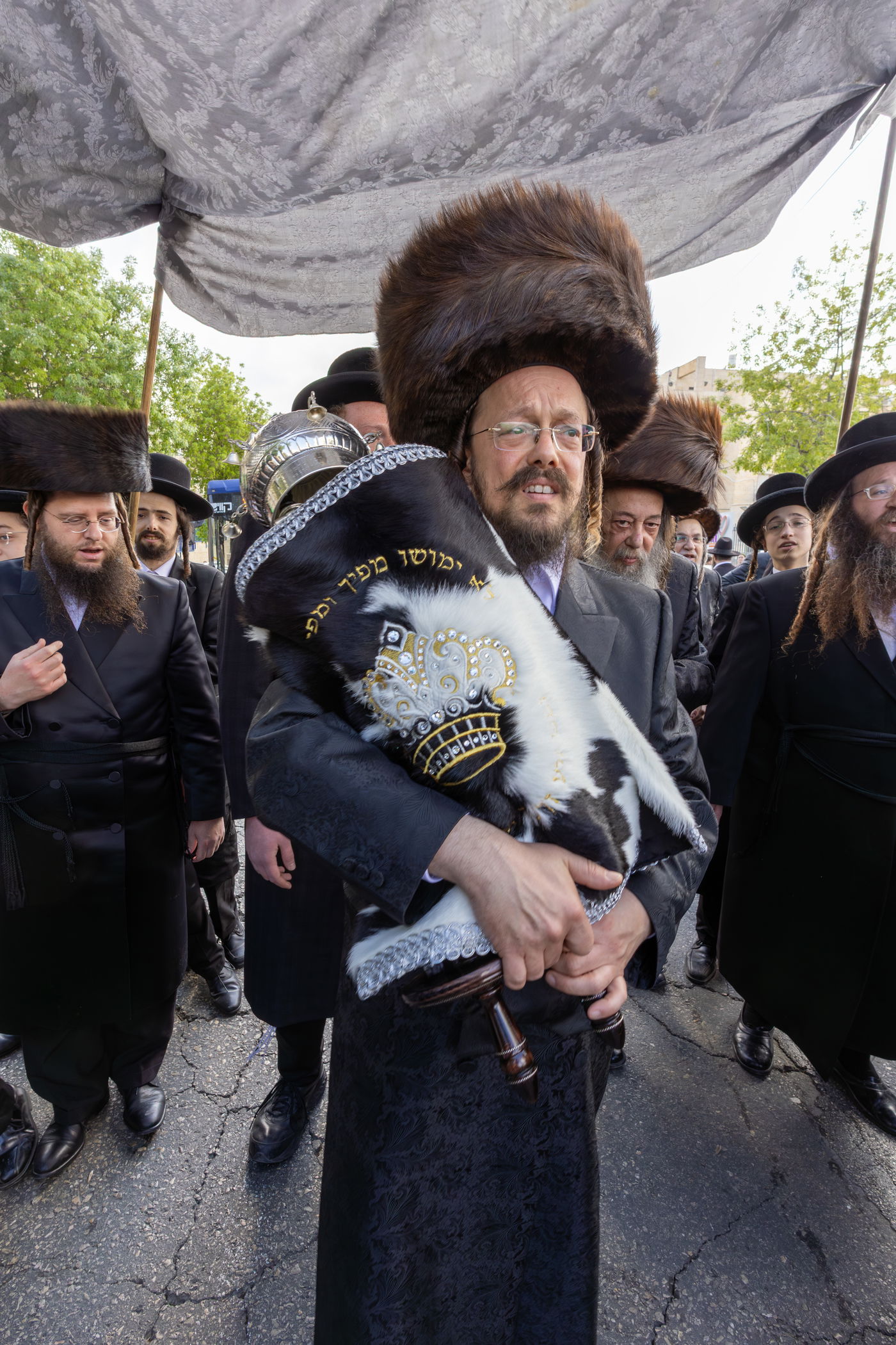 הכנסת ס"ת ושבע ברכות בחצה"ק זוועהיל