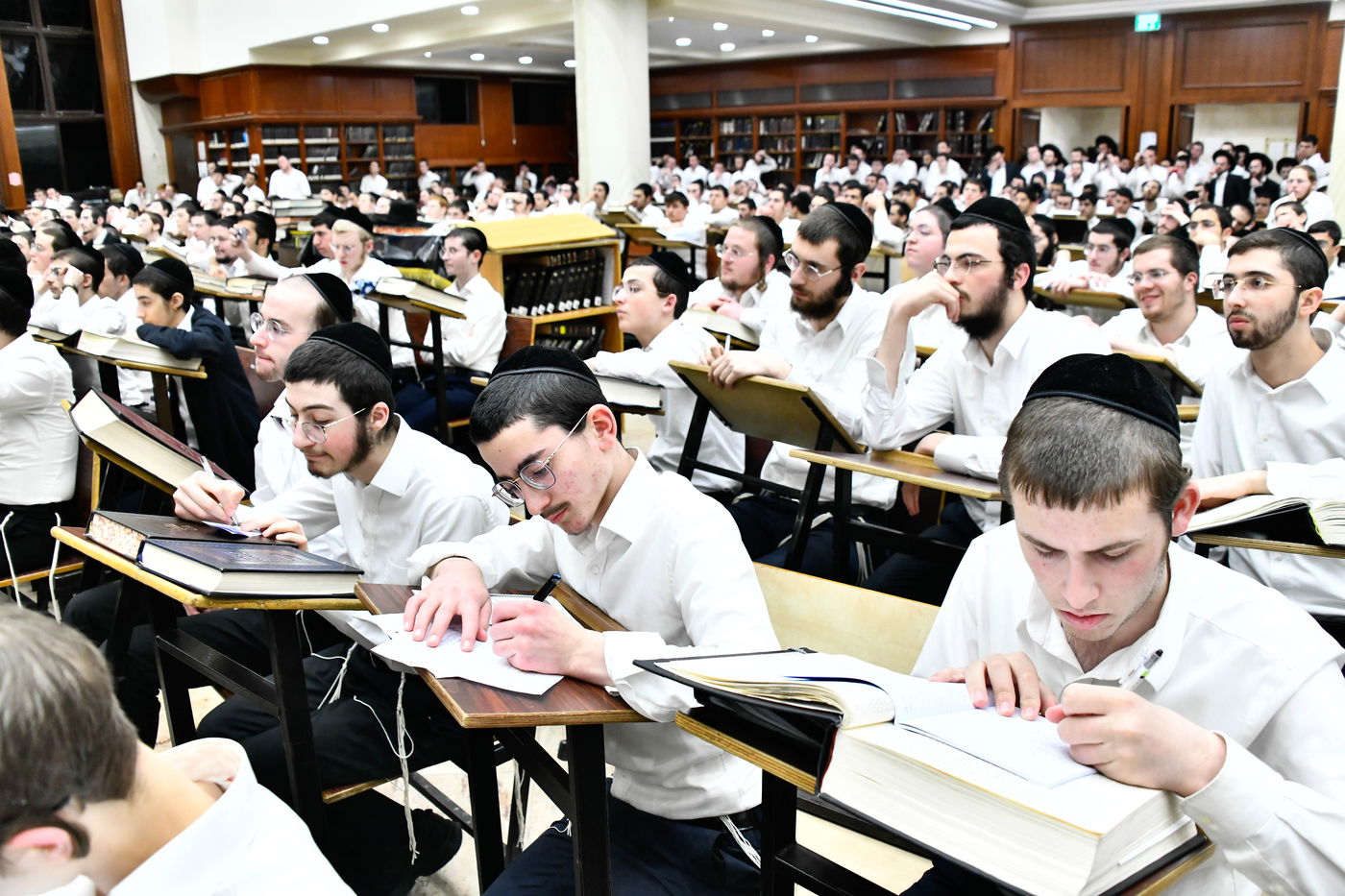 הגר"ד לנדו בשיחה בישיבת בית מדרש עליון