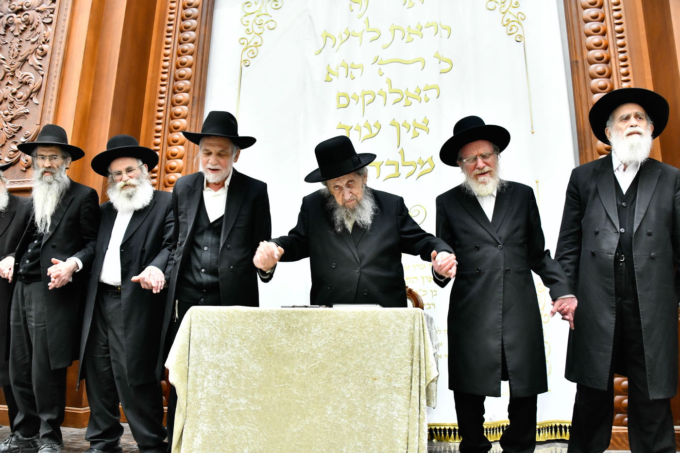 הגר"ד לנדו בשיחה בישיבת בית מדרש עליון