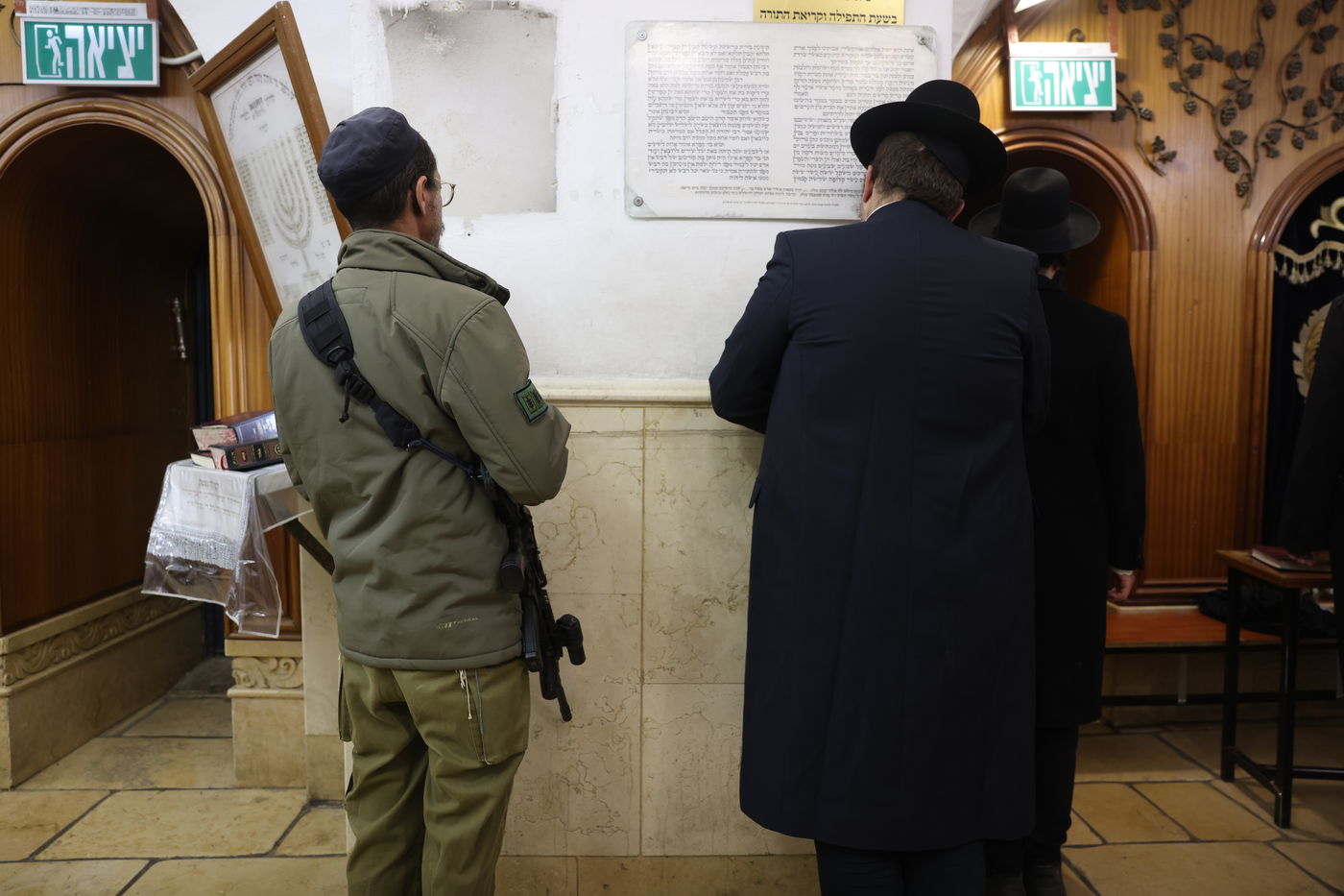 קבר הרשב"י במירון בצל המלחמה