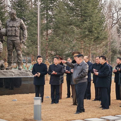 קים ג'ונג און חנך מוזיאון