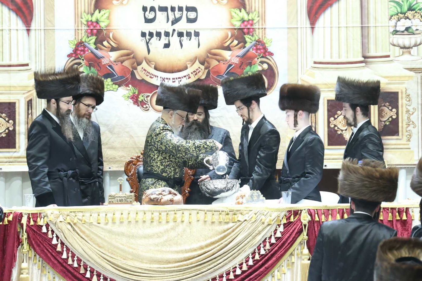 שמחת בר המצווה בסערט ויז'ניץ