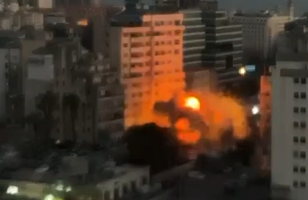 הקרסת הבניין בדאחייה