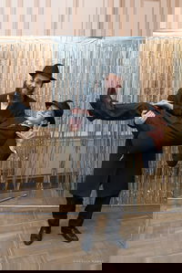 הילד שאומץ בגיל 11 יום חגג בר מצווה מרגשת - וזה מה שעשה בנאום