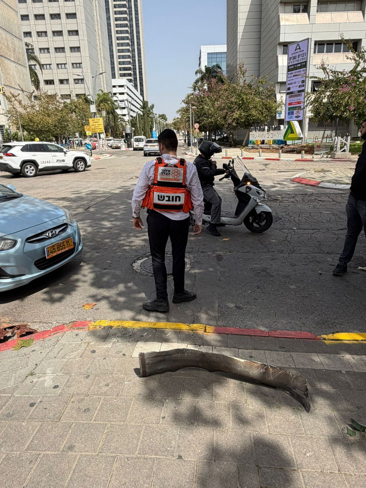 בתי הזיקוק בחיפה נפגעו משברי יירוט; אין דליפת חומרים מסוכנים | נפילה בקריית שמונה