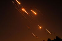 בניסיון לייצר נזק משמעותי: 70% מהירי האיראני – טילים מתפצלים