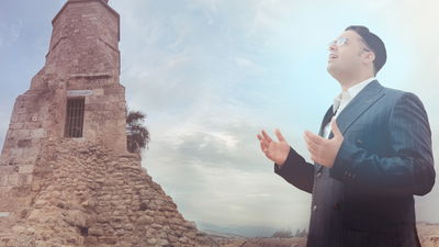 שר־שלום מהצרי בביצוע חדש ומרגש ל"והיא שעמדה"