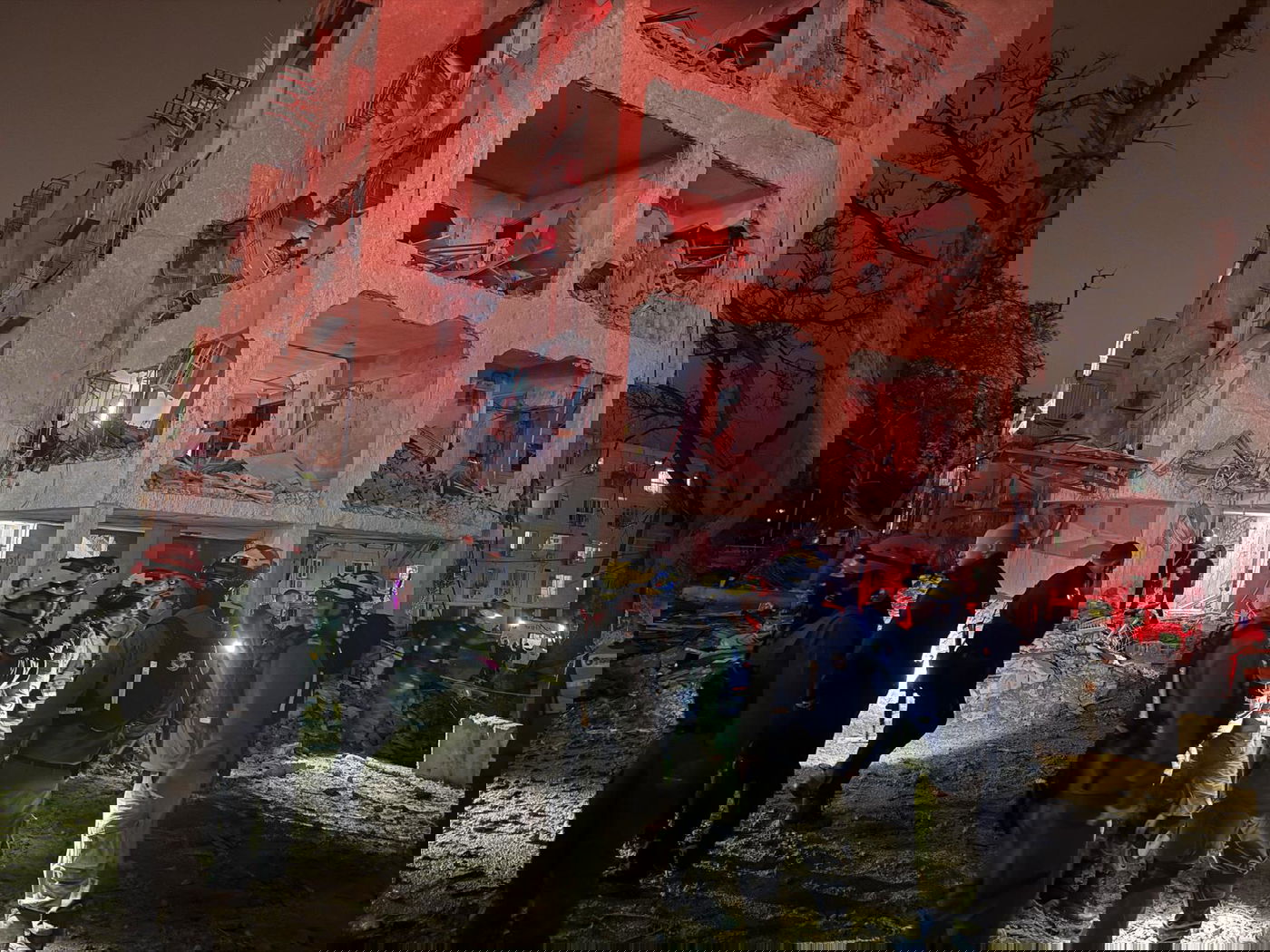 כוחות פיקוד העורף בזירה, הערב